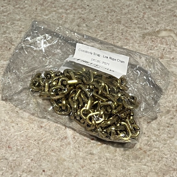 Parker Thatch Gold Link Crossbody Chain Bag Strap - OS - New in Org. Packaging - Picture 7 of 9